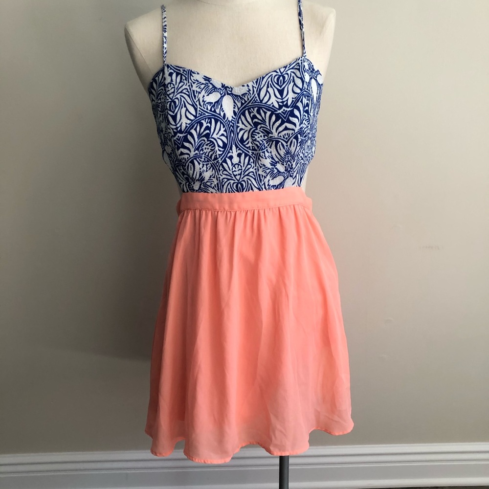 Cut out sides/back sun dress!